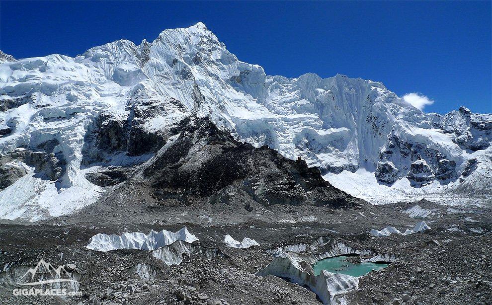 khumbu glacier