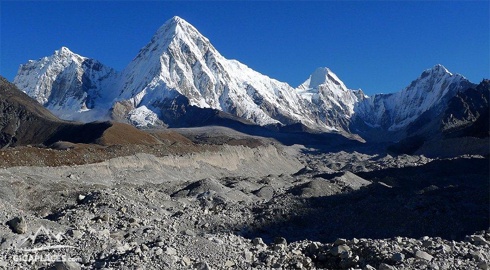 khumbu glacier